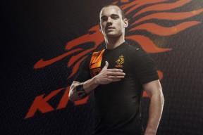 半岛体育app登录 -Ming新星出色防守表现惊艳，加拿大队未来可期！