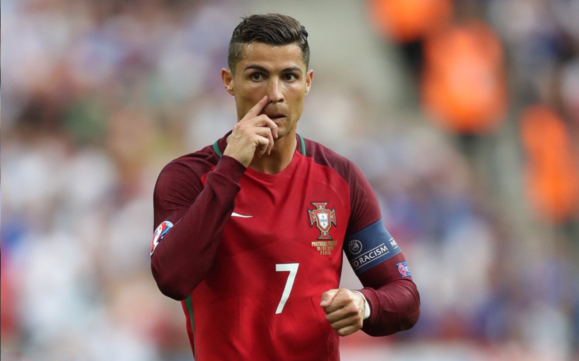 排球赛场焦点！英格兰队对阵德国队，历史性突破，球队首次挺进决赛