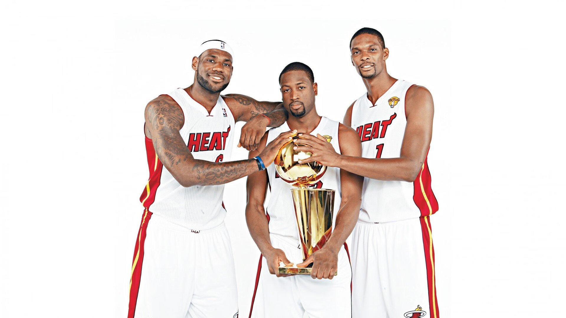 又见绝平！广州队与巴塞罗那鏖战至终场，萨拉赫读秒救主